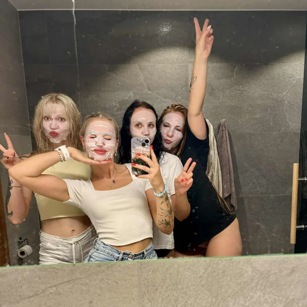 Image #1 from Tüdrukud