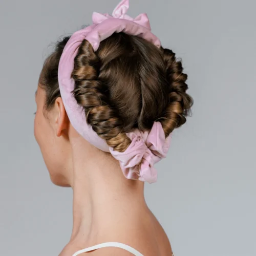 Nordenbeauty modellil on peas lokipael ja valmivad imekaunid lokid